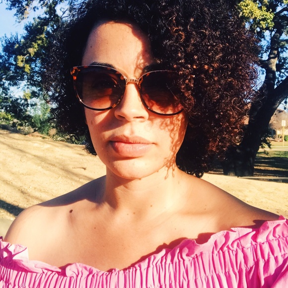 Meet your Posher, Keshia - Picture 1 of 1